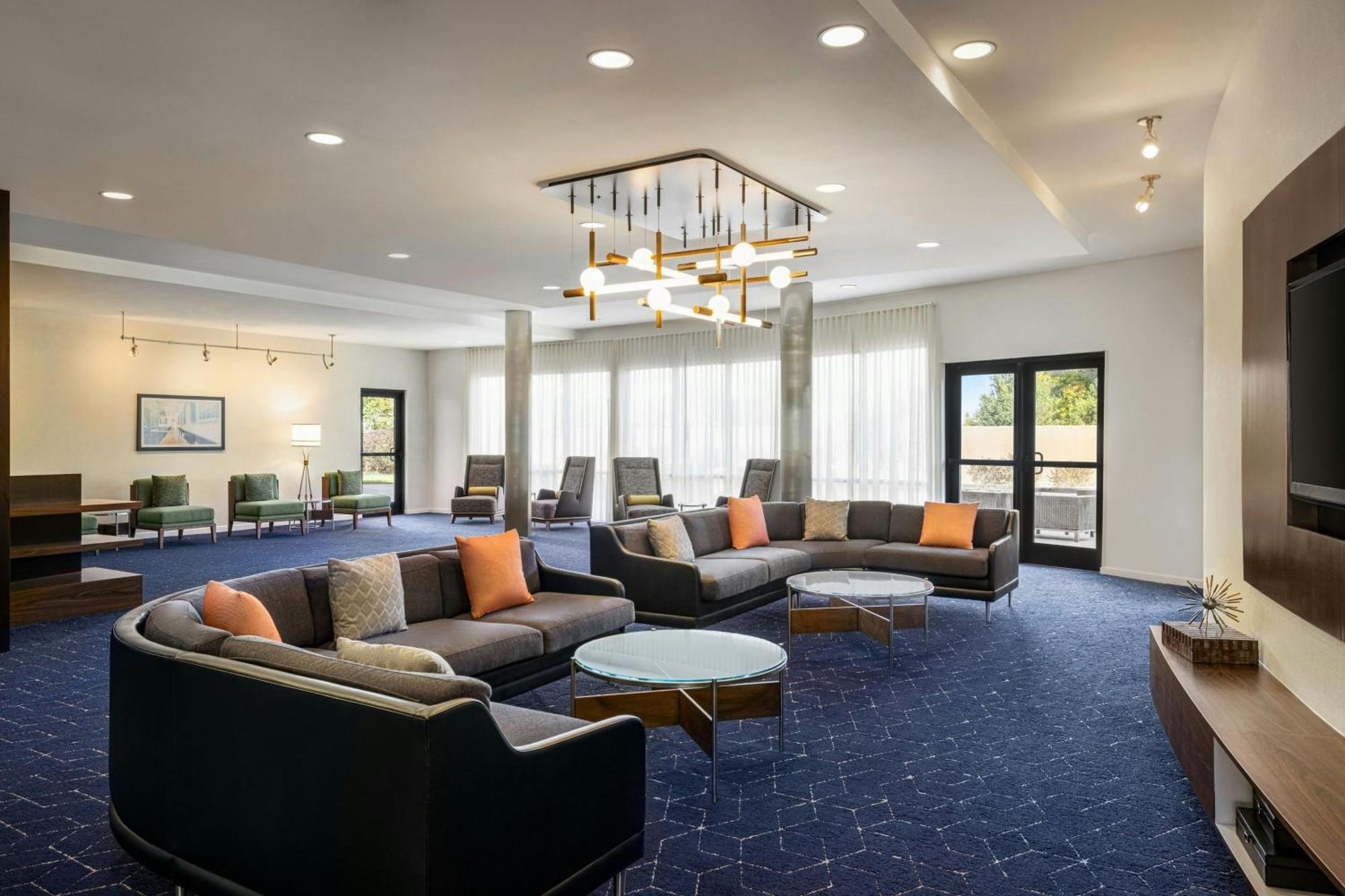 Courtyard Mt. Holly Westampton Hotel Екстериор снимка